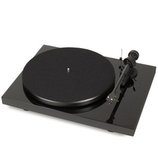 Pro-Ject Debut Carbon DC Piano Black / 2M Red - Belt Drive